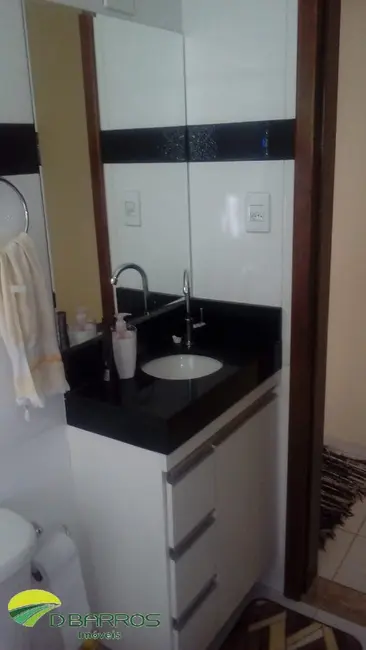 Foto 4 de Casa com 2 quartos à venda, 61m2 em Parque Urupês, Taubate - SP