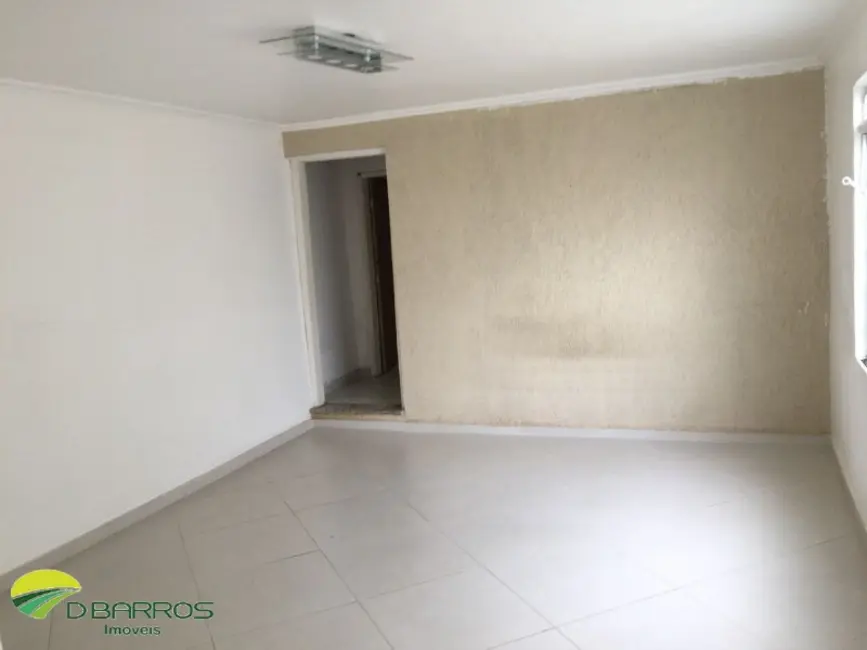 Foto 6 de Casa com 4 quartos à venda, 150m2 em Vila Nossa Senhora das Graças, Taubate - SP