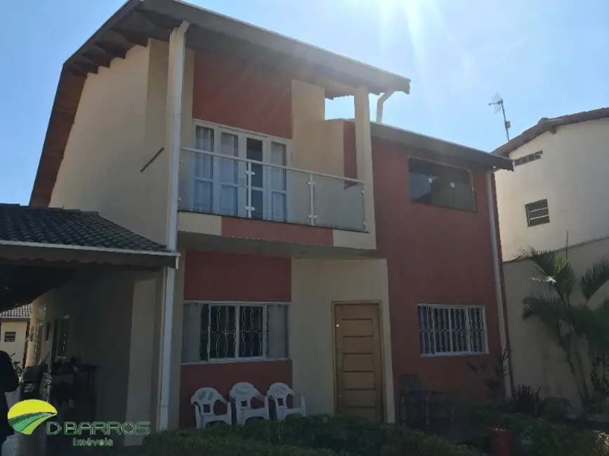 Foto 3 de Casa com 3 quartos à venda, 275m2 em Tremembe - SP