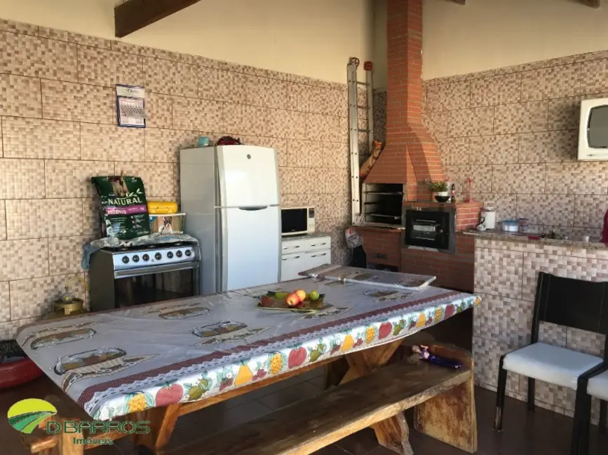 Foto 6 de Casa com 3 quartos à venda, 275m2 em Tremembe - SP