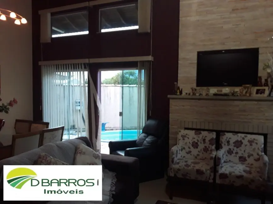 Foto 6 de Casa de Condomínio com 3 quartos à venda, 184m2 em Tremembe - SP