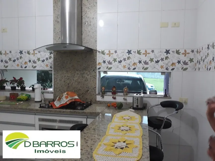 Foto 8 de Casa de Condomínio com 3 quartos à venda, 184m2 em Tremembe - SP