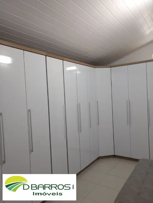 Foto 4 de Casa com 5 quartos à venda, 400m2 em Centro, Tremembe - SP