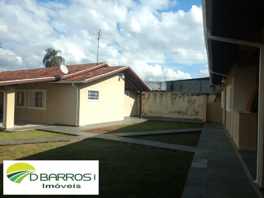 Foto 9 de Casa com 5 quartos à venda, 400m2 em Centro, Tremembe - SP