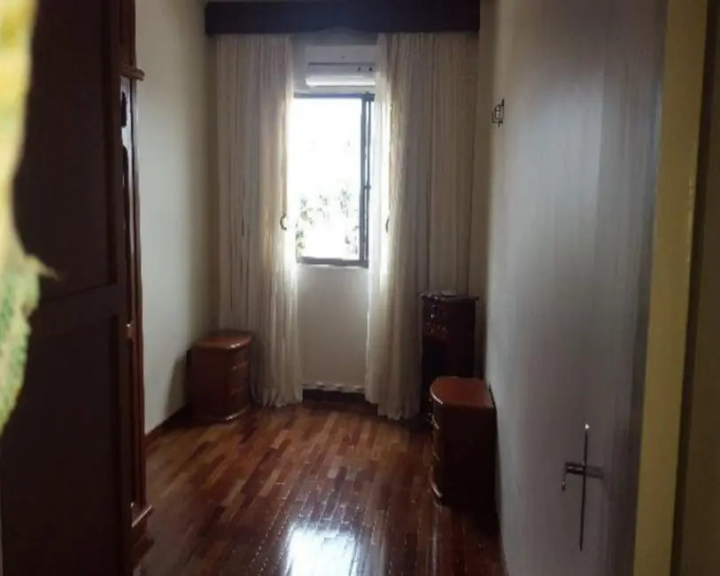 Foto 9 de Apartamento com 2 quartos à venda, 75m2 em Vila São José, Taubate - SP