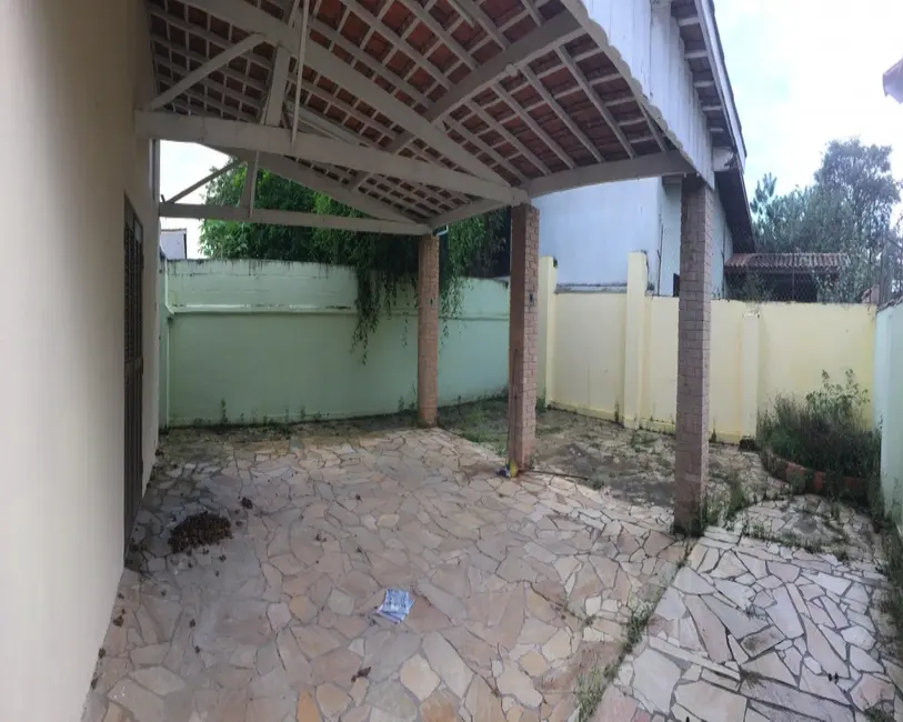 Foto 4 de Sobrado com 3 quartos à venda, 280m2 em Tremembe - SP