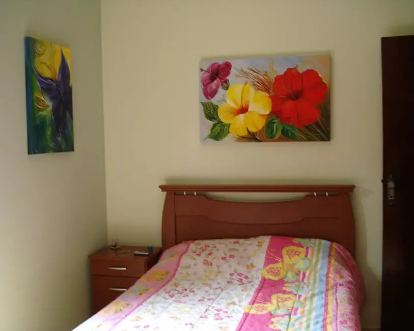 Foto 8 de Casa com 4 quartos à venda, 300m2 em Tremembe - SP