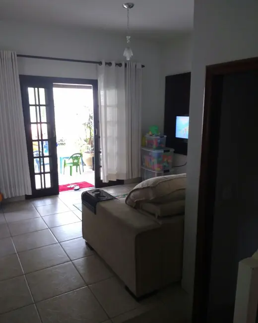 Foto 6 de Sobrado com 3 quartos à venda, 170m2 em Tremembe - SP