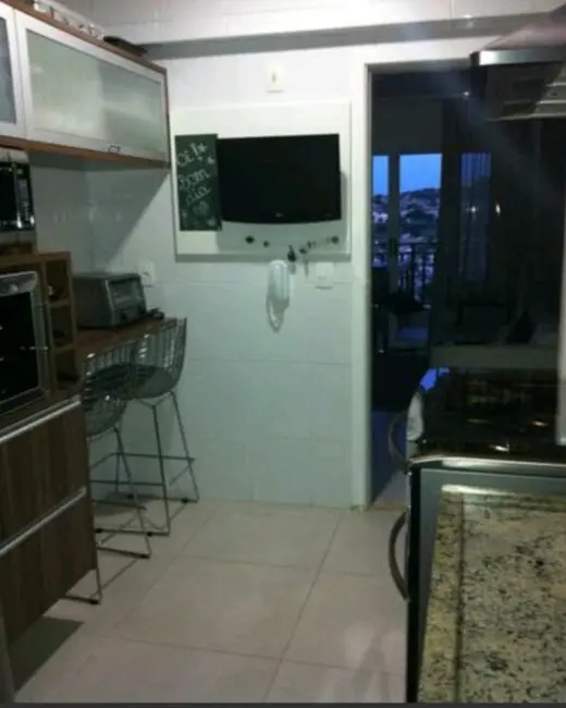 Foto 6 de Apartamento com 3 quartos à venda, 98m2 em Taubate - SP