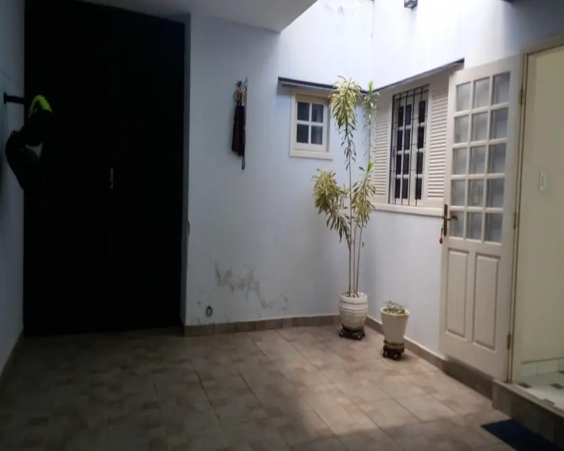 Foto 1 de Sobrado com 3 quartos à venda, 182m2 em Jardim das Bandeiras, Taubate - SP