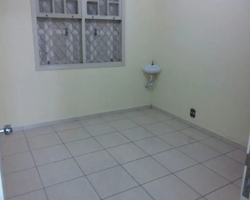 Foto 8 de Sala Comercial com 3 quartos para alugar, 141m2 em Centro, Taubate - SP