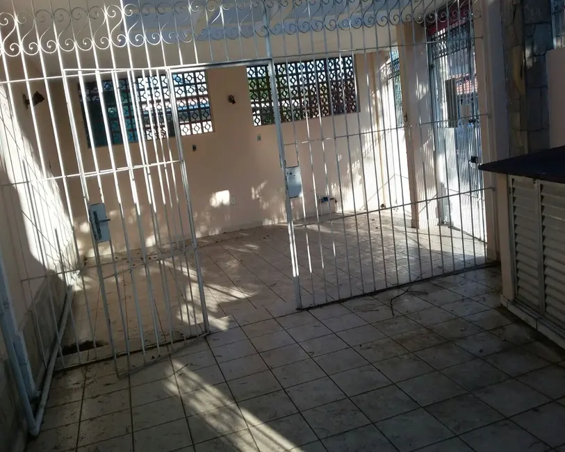 Foto 6 de Sala Comercial com 3 quartos para alugar, 141m2 em Centro, Taubate - SP