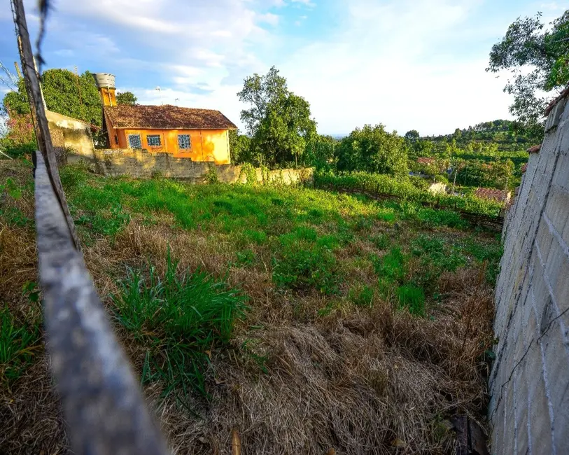 Foto 1 de Terreno / Lote à venda, 250m2 em Tremembe, SP