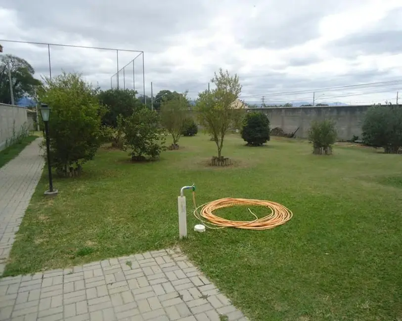 Foto 9 de Sobrado com 3 quartos à venda, 220m2 em Tremembe - SP