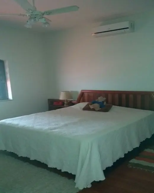 Foto 2 de Sobrado com 3 quartos à venda, 187m2 em Taubate - SP