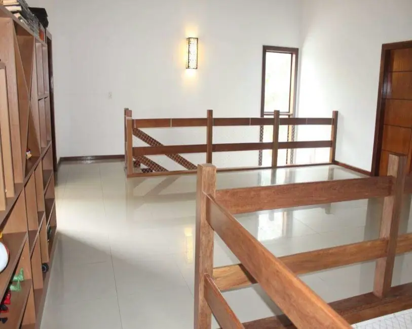 Foto 5 de Sobrado com 3 quartos à venda, 450m2 em Tremembe - SP