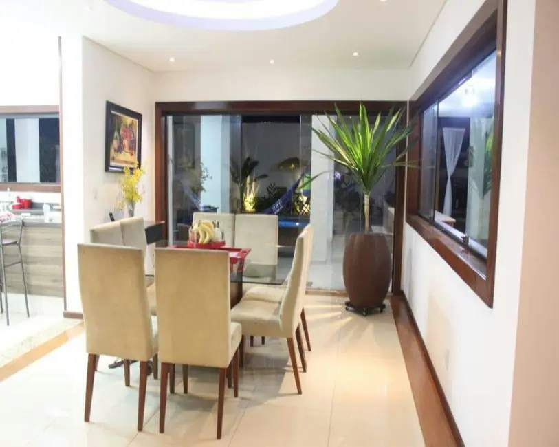 Foto 6 de Sobrado com 3 quartos à venda, 450m2 em Tremembe - SP