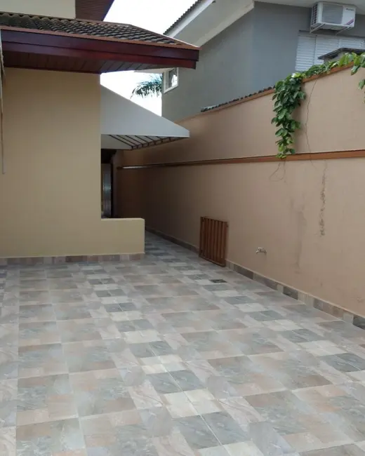 Foto 7 de Sobrado com 4 quartos à venda, 230m2 em Taubate - SP