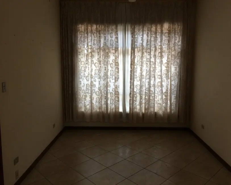 Foto 7 de Casa com 6 quartos à venda, 500m2 em Centro, Taubate - SP