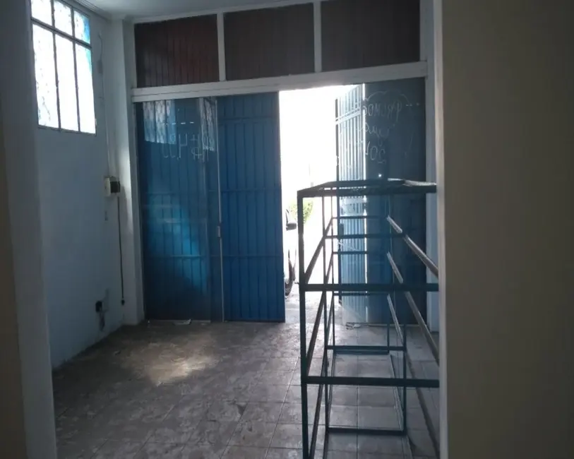 Foto 3 de Sala Comercial para alugar, 180m2 em Parque Senhor do Bonfim, Taubate - SP