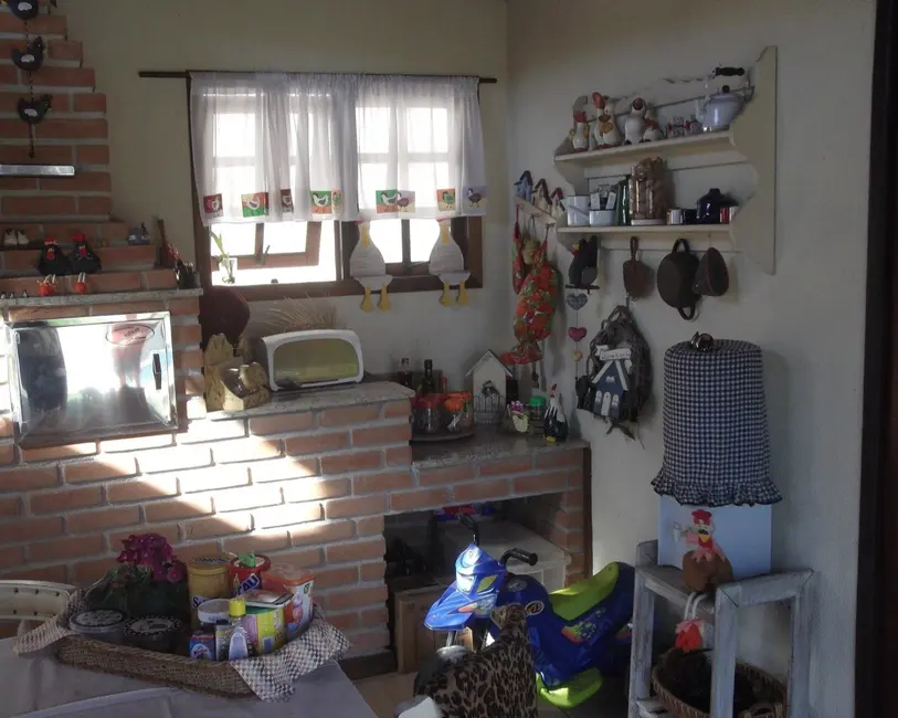 Foto 9 de Casa com 4 quartos à venda, 375m2 em Tremembe - SP