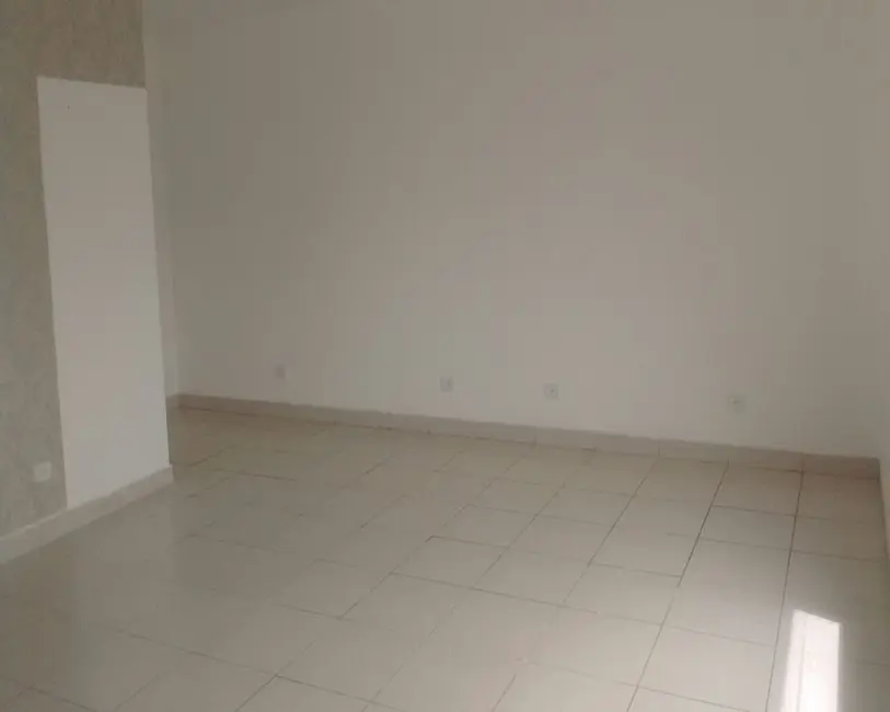 Foto 2 de Sala Comercial para alugar, 37m2 em Vila São Geraldo, Taubate - SP