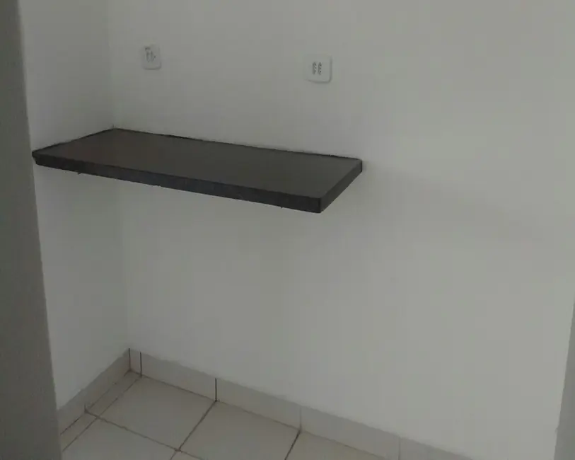 Foto 4 de Sala Comercial para alugar, 37m2 em Vila São Geraldo, Taubate - SP