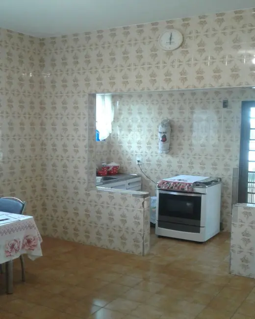 Foto 3 de Casa com 2 quartos à venda, 115m2 em Parque São Luís, Taubate - SP