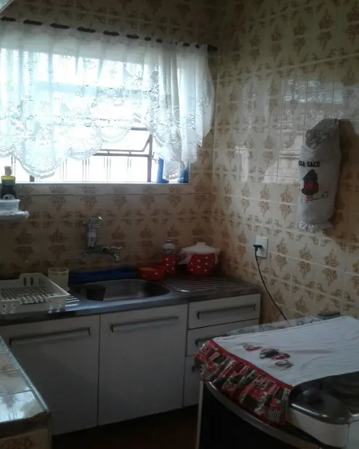 Foto 9 de Casa com 2 quartos à venda, 115m2 em Parque São Luís, Taubate - SP