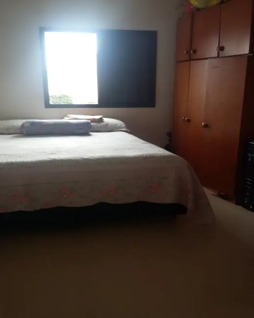 Foto 3 de Apartamento com 2 quartos à venda, 72m2 em Centro, Taubate - SP