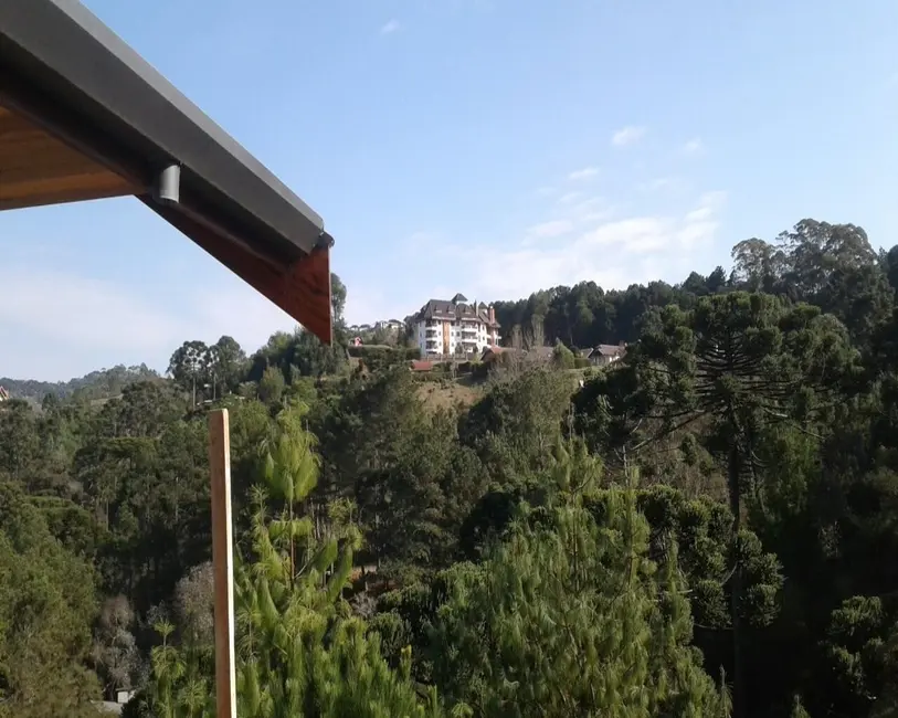 Foto 9 de Sobrado com 4 quartos à venda em Campos Do Jordao - SP