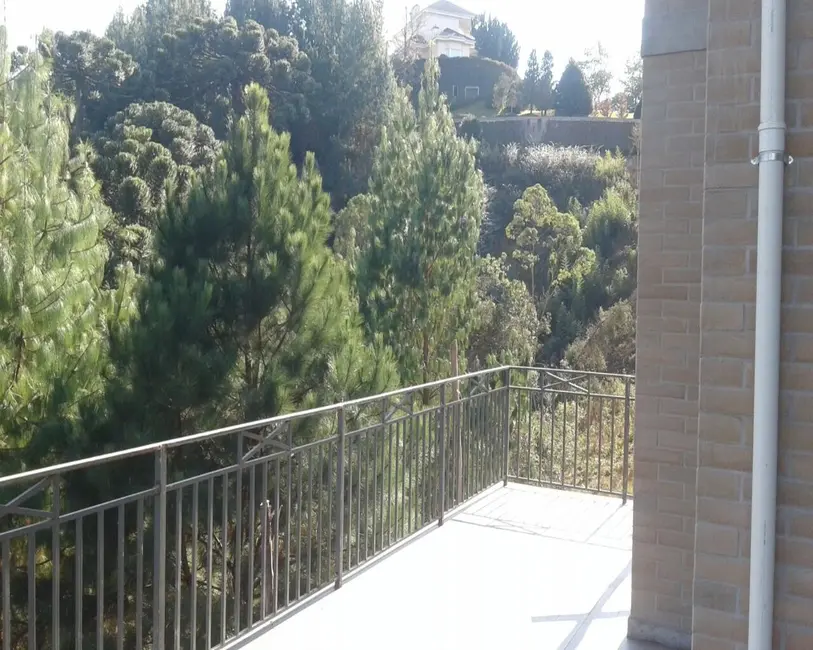 Foto 6 de Sobrado com 4 quartos à venda em Campos Do Jordao - SP