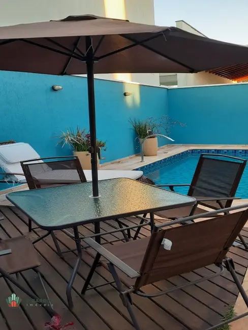 Foto 9 de Casa de Condomínio com 3 quartos à venda, 210m2 em Tremembe - SP