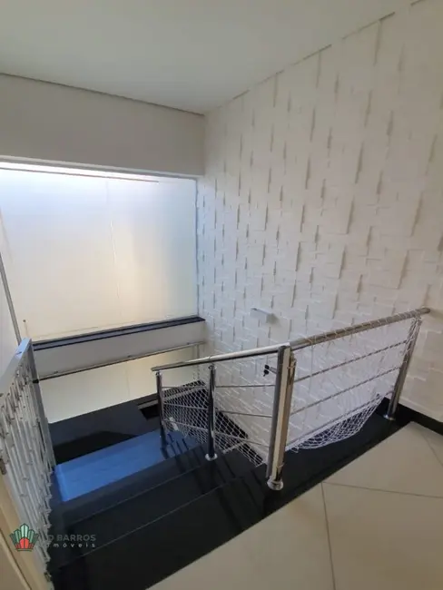 Casa de Condomínio com 3 quartos à venda, 300m2 em Jardim de Alah, Taubate - SP - imagem 9 Foto 9 de Casa de Condomínio com 3 quartos à venda, 300m2 em Jardim de Alah, Taubate - SP