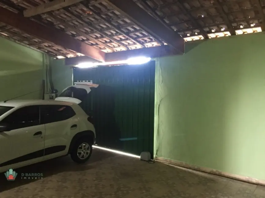 Foto 3 de Casa com 3 quartos à venda, 200m2 em Esplanada Santa Helena, Taubate - SP