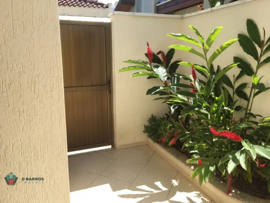 Casa de Condomínio com 6 quartos à venda, 350m2 em Vila São José, Taubate - SP - imagem 9 Foto 9 de Casa de Condomínio com 6 quartos à venda, 350m2 em Vila São José, Taubate - SP