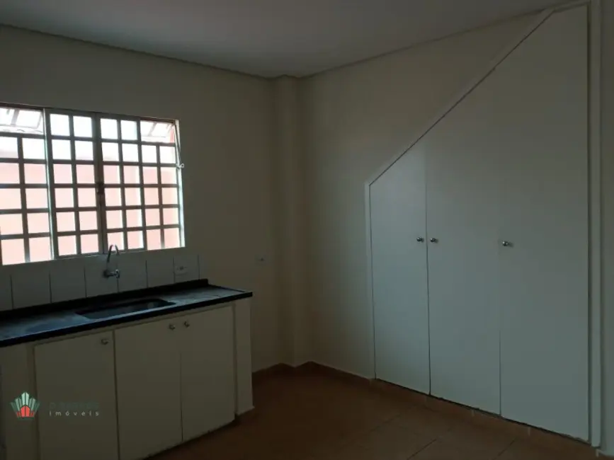 Foto 9 de Casa com 2 quartos à venda, 125m2 em Taubate - SP