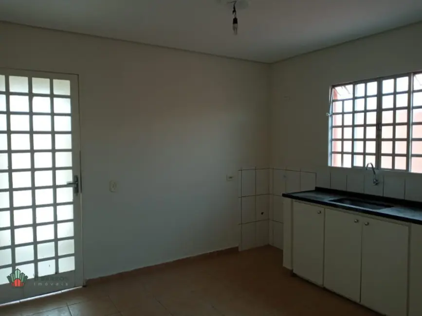Foto 8 de Casa com 2 quartos à venda, 125m2 em Taubate - SP
