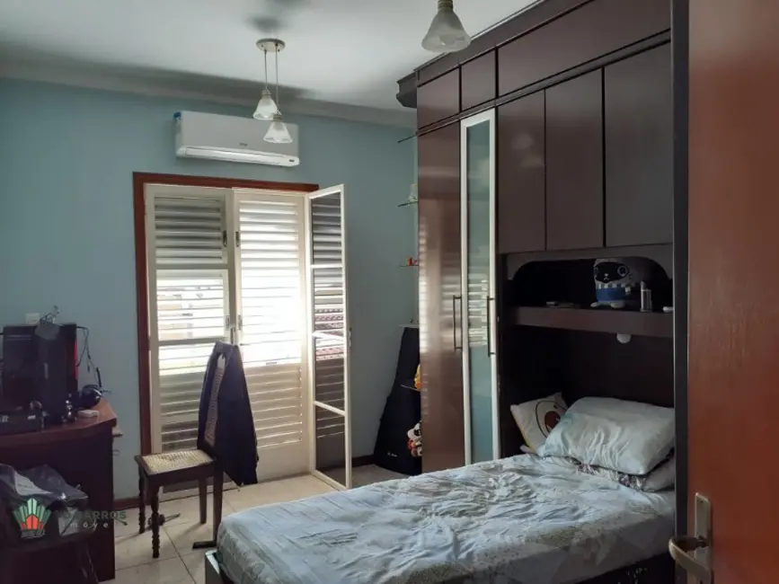 Foto 3 de Sala Comercial com 4 quartos à venda, 230m2 em Jardim Independência, Taubate - SP