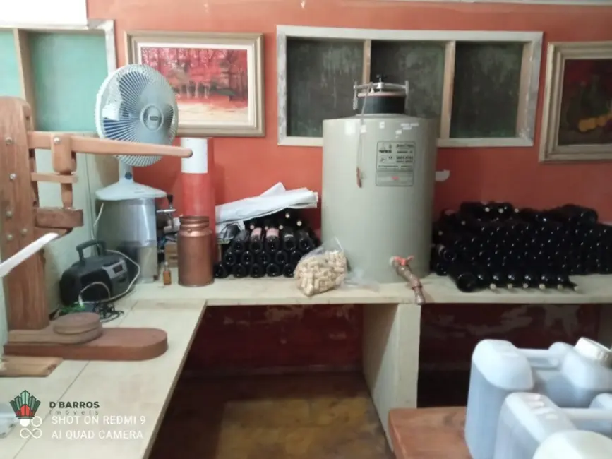 Chácara com 4 quartos à venda, 190m2 em Bom Sucesso, Pindamonhangaba - SP - imagem 4 Foto 4 de Chácara com 4 quartos à venda, 190m2 em Bom Sucesso, Pindamonhangaba - SP