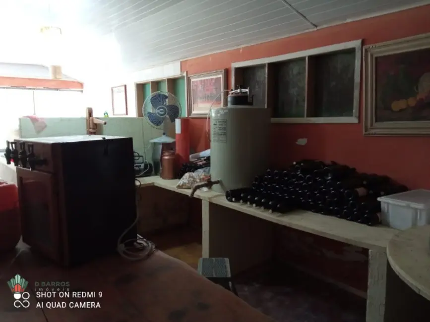 Chácara com 4 quartos à venda, 190m2 em Bom Sucesso, Pindamonhangaba - SP - imagem 3 Foto 3 de Chácara com 4 quartos à venda, 190m2 em Bom Sucesso, Pindamonhangaba - SP