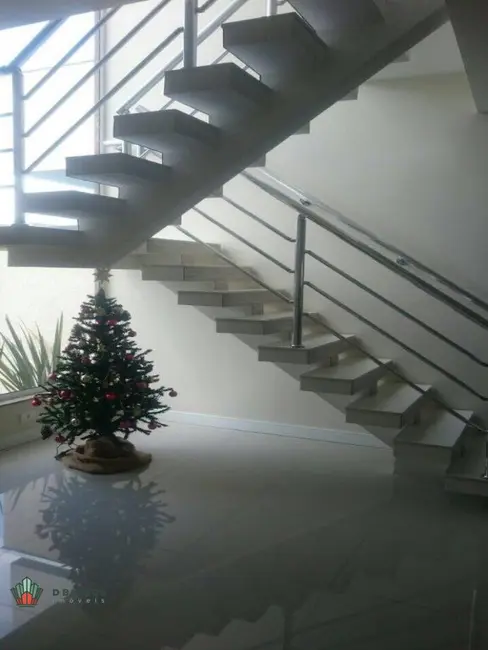 Foto 4 de Casa de Condomínio com 3 quartos à venda, 254m2 em Tremembe - SP