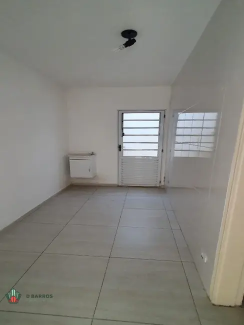 Foto 9 de Sala Comercial para alugar, 28m2 em Vila São Geraldo, Taubate - SP