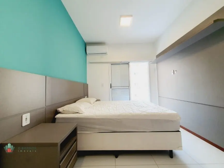 Foto 8 de Apartamento com 3 quartos à venda, 165m2 em Ubatuba - SP