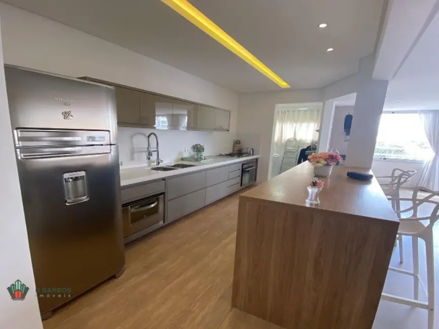 Foto 4 de Apartamento com 3 quartos à venda, 111m2 em Centro, Taubate - SP