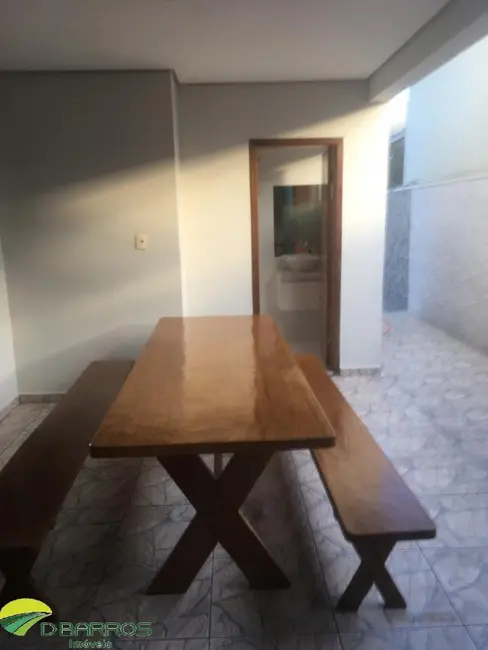 Foto 8 de Casa de Condomínio com 3 quartos à venda, 240m2 em Tremembe - SP