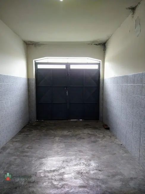 Foto 3 de Casa com 4 quartos à venda, 146m2 em Jardim dos Estados, Taubate - SP