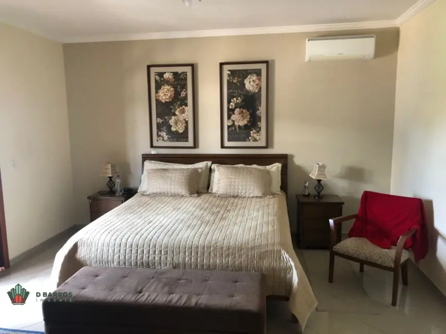 Foto 5 de Casa de Condomínio com 3 quartos à venda, 300m2 em Vila Costa, Taubate - SP