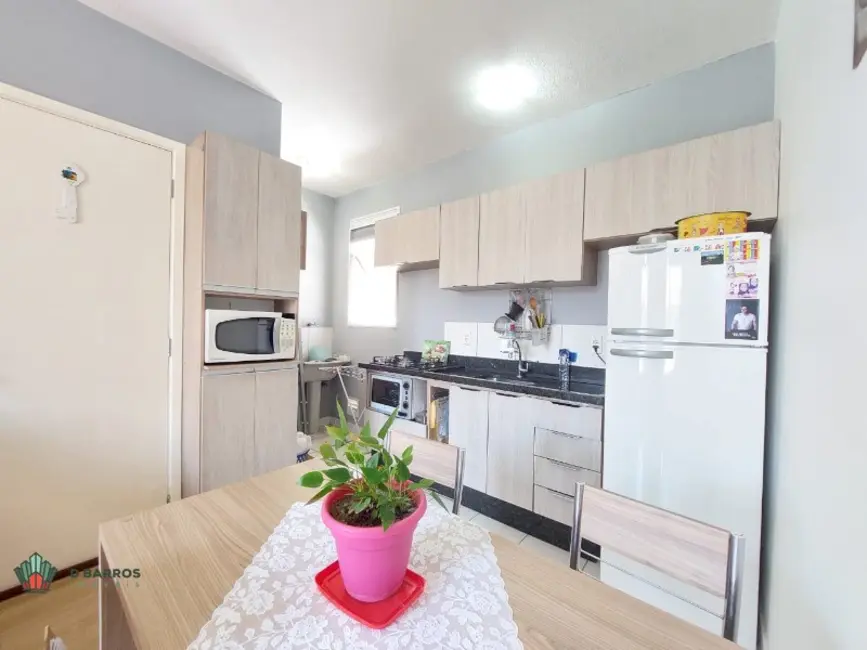 Foto 3 de Apartamento com 2 quartos à venda, 44m2 em Jardim Jaraguá, Taubate - SP