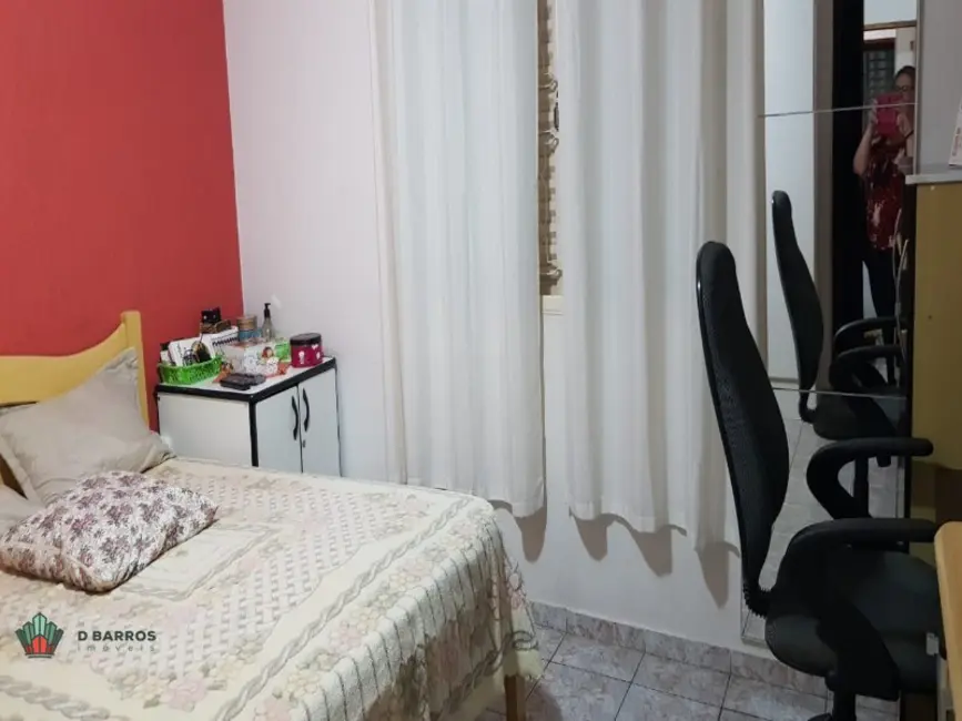 Foto 6 de Casa com 2 quartos à venda, 121m2 em Tremembe - SP